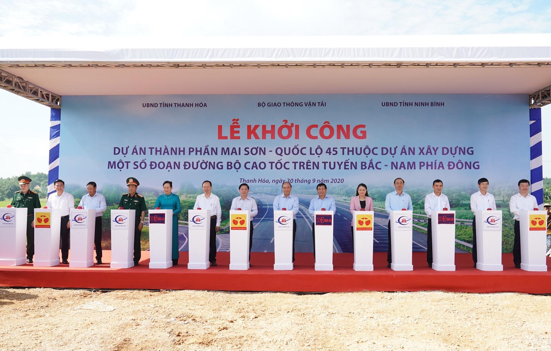 Thủ tướng phát lệnh khởi công dự án thành phần trên cao tốc Bắc-Nam